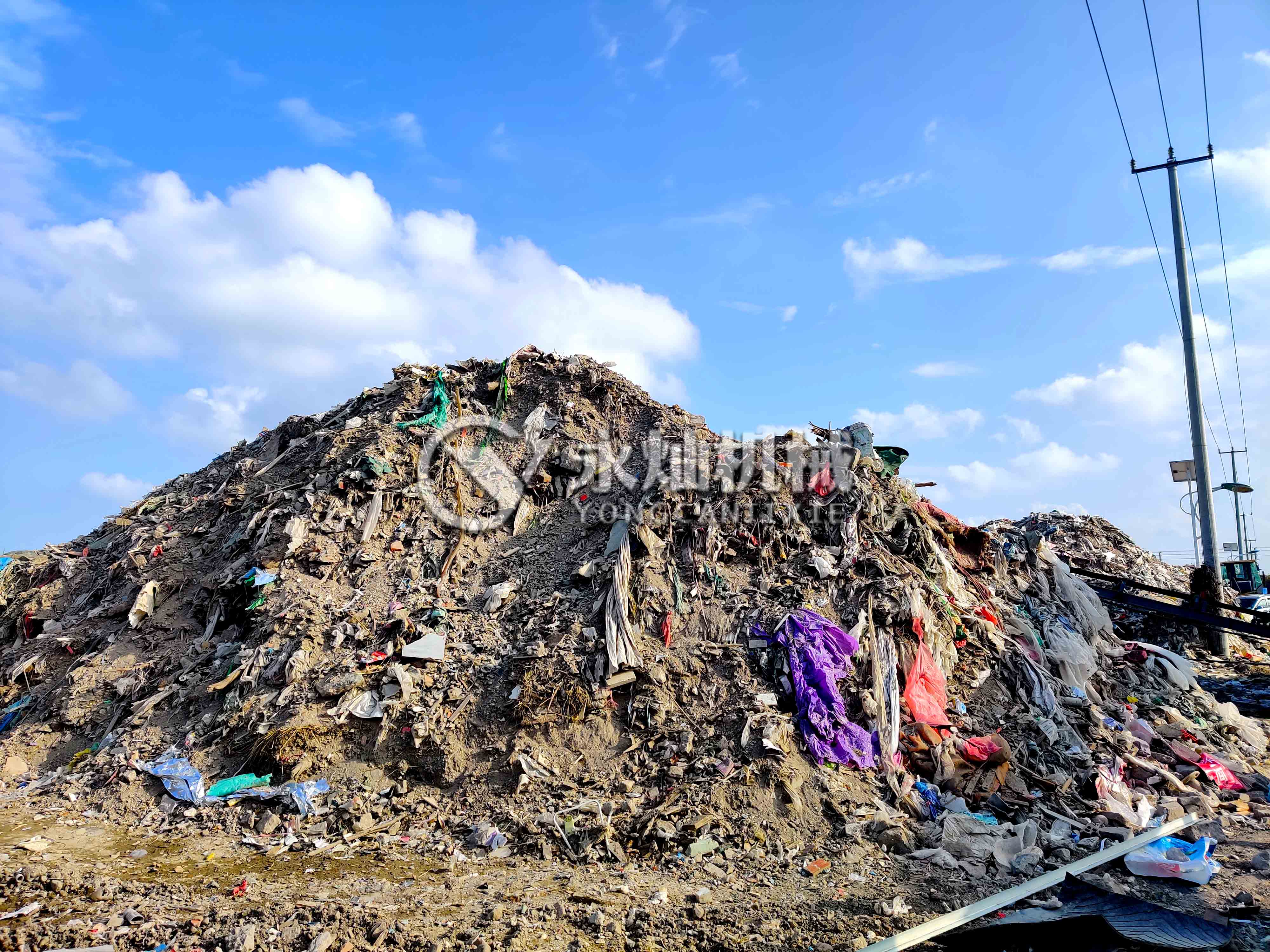 �������x